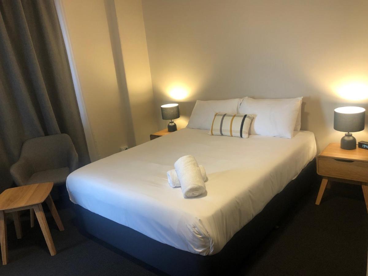 Lakemba Hotel Sydney Bagian luar foto